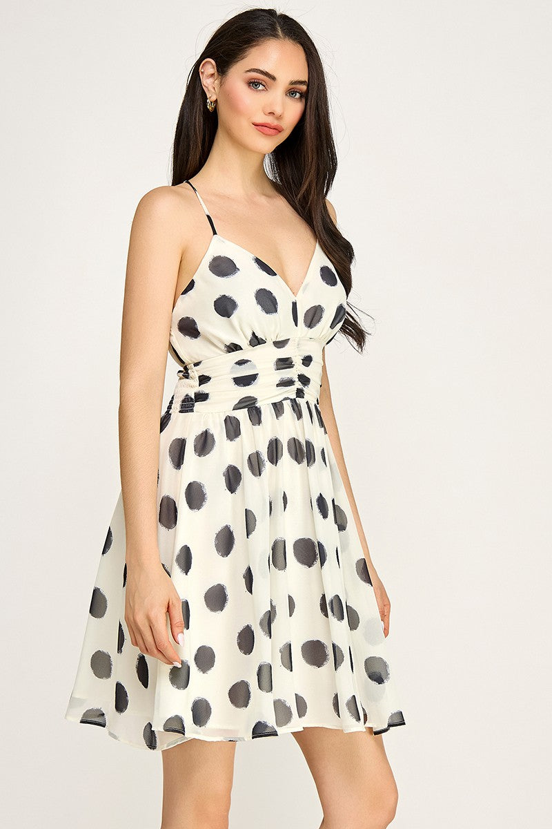 a line polka dot dress Nuri Navy Ramie Crossover Halter A-Line Midi M / 6-8 while the fitted bodice with a contrasting black ribbon bow accentuates the waist for a flattering silhouette Black Polka Dot Tulle A-Line
