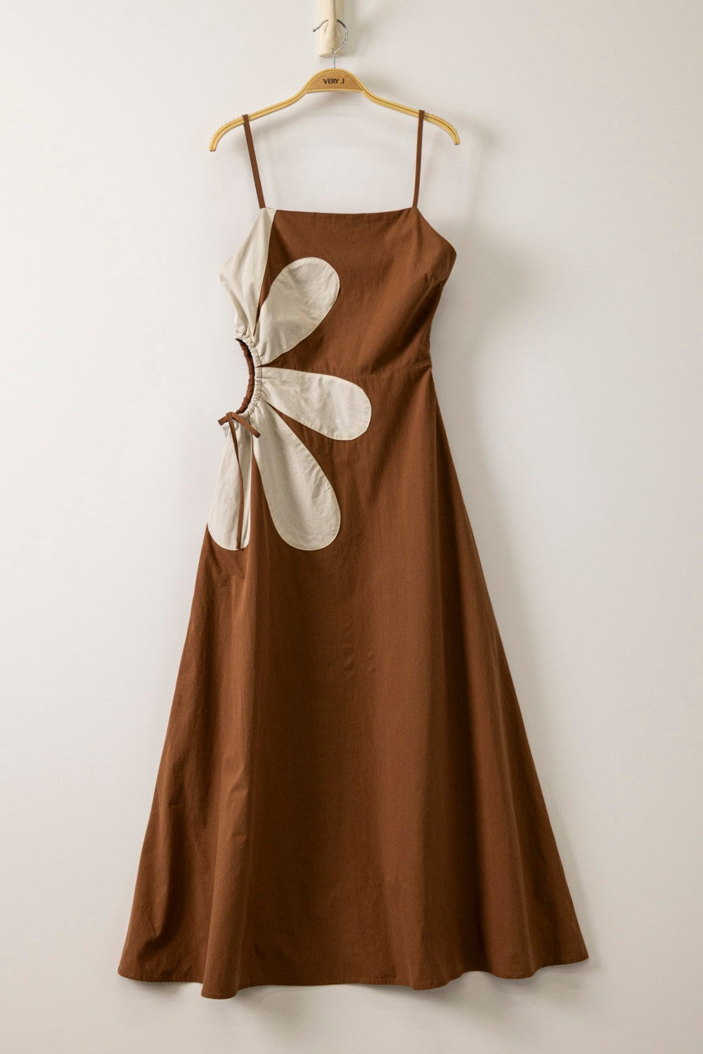 resort midi dresses Very J Floral Cutout Dress Chocolate / L have addition to your Size:XS - S | in stock 25黑五清仓9期 Zapaka Women Navy Cocktail