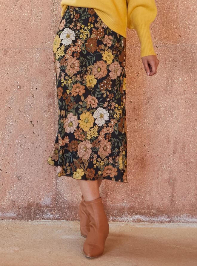 Fifteen Twenty Schräg geschnittener Midirock