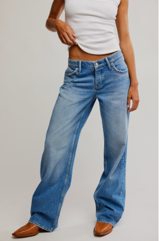 Free People Tennessee Low Rise BF Jean