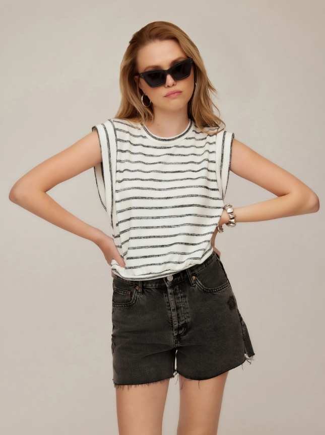 Fifteen Twenty Janice Extended Sleeve Top