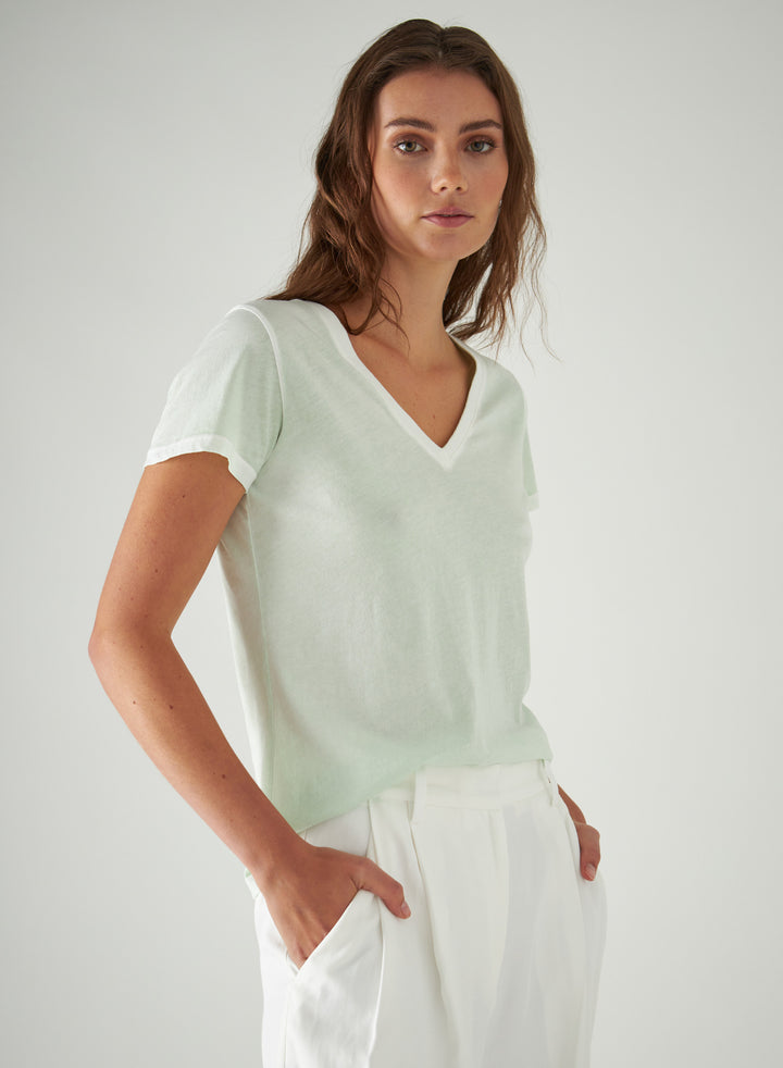 Patrick Assaraf SS Pima Classic Rev Spray V-Neck