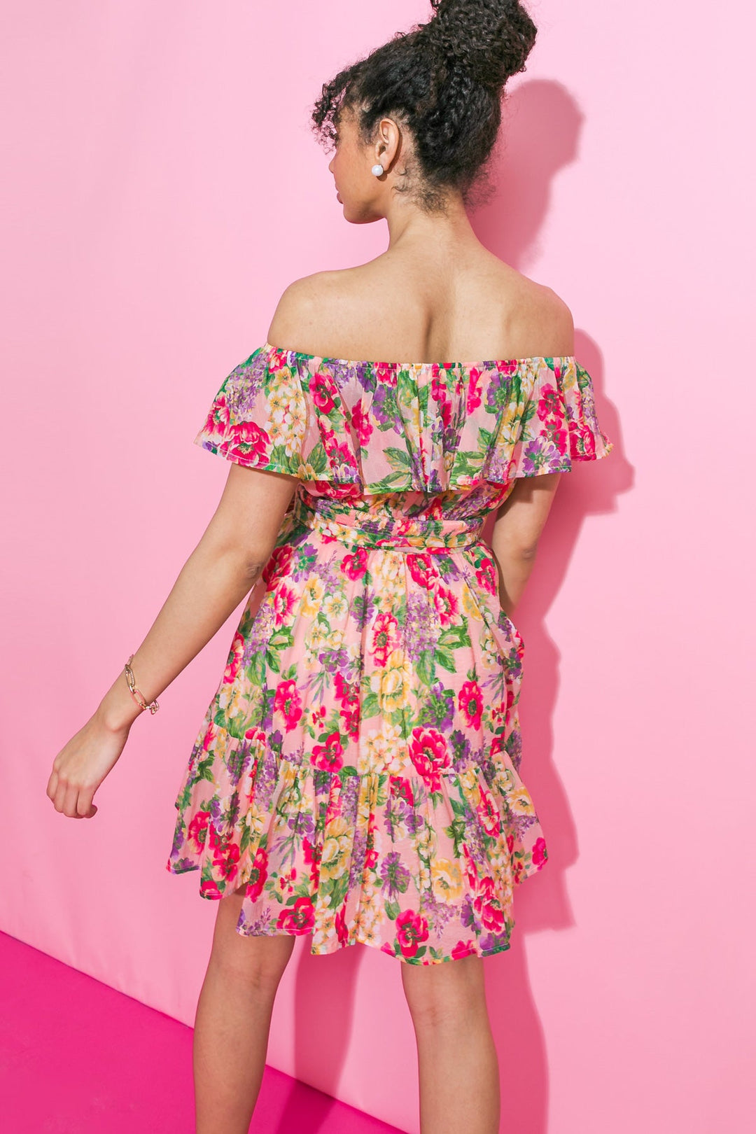 Schulterfreies Minikleid mit Flying Tomato-Print