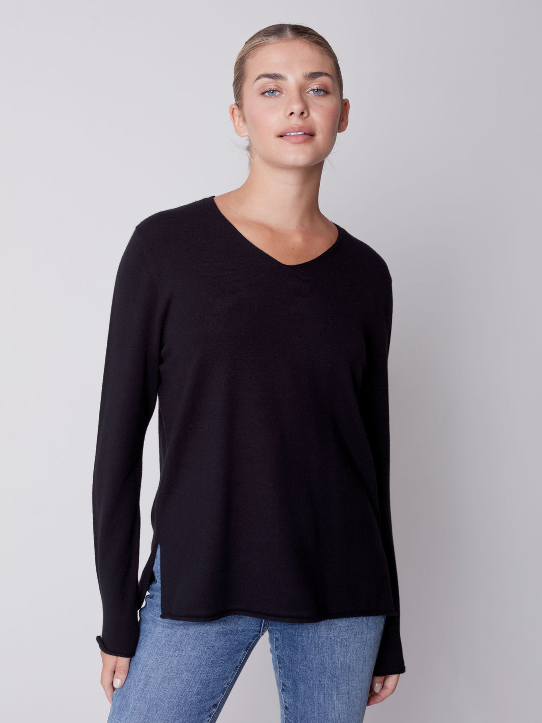 Charlie B Basic Pullover mit V-Ausschnitt