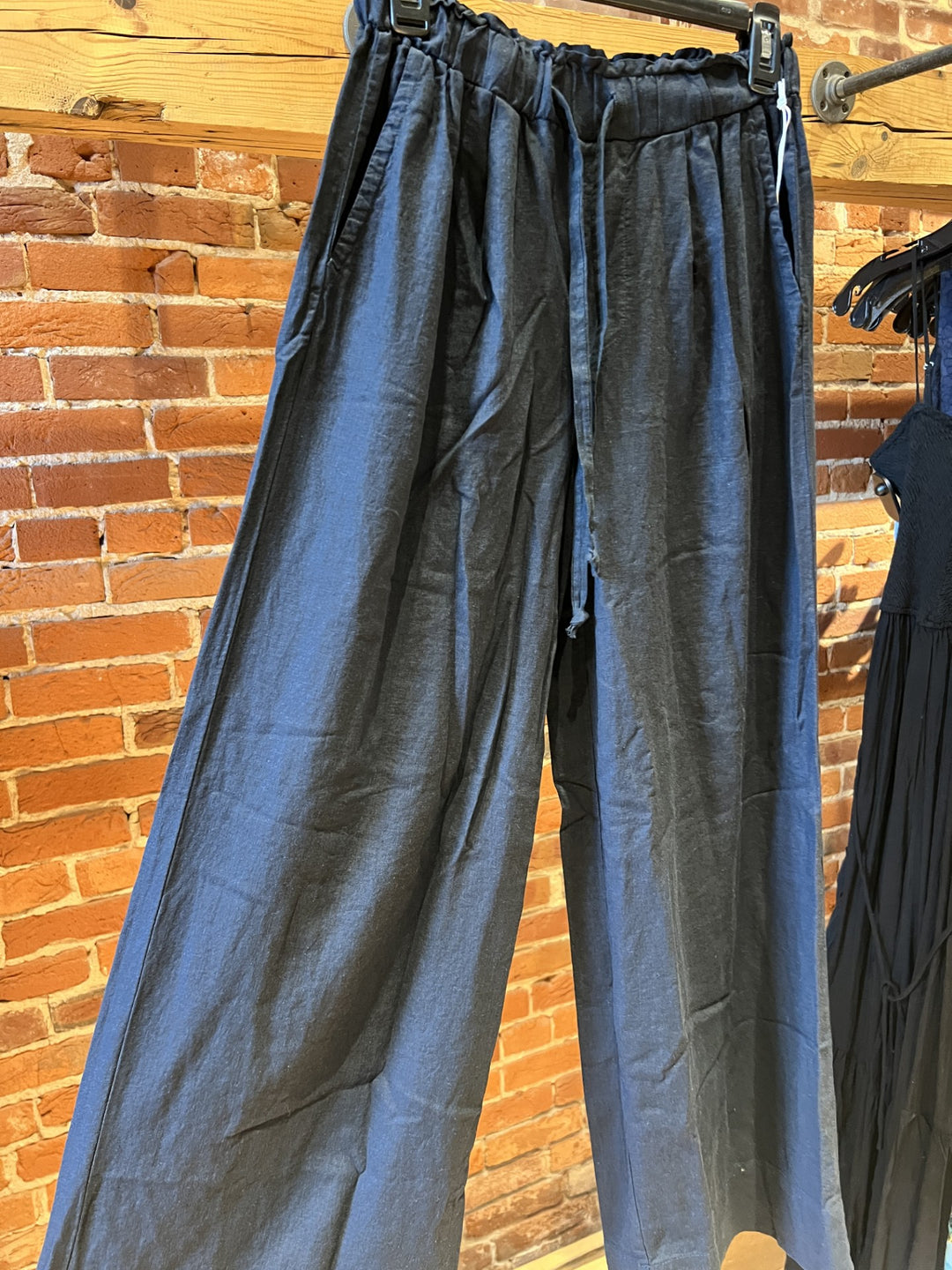 Stateside Linen Drawstring Trouser