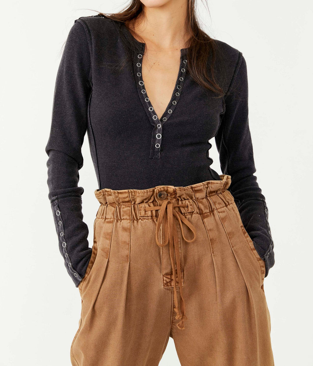 Free People hat es geschafft, Henley
