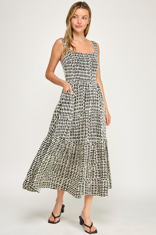 Millibon Scallop Printed Midi Tiered Dress