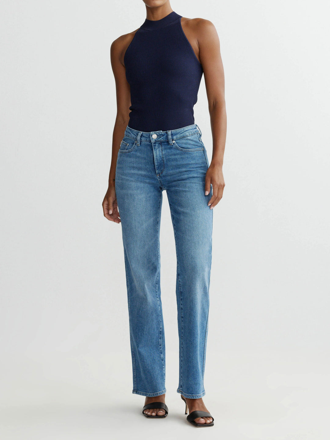 DL1961 Pippa Refined Wide Leg Mid Rise 32'