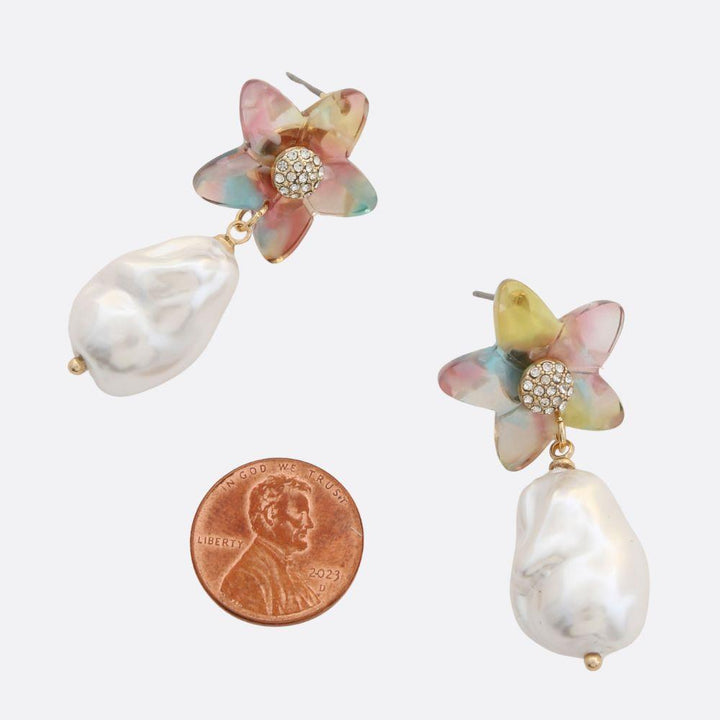 Joia Flower Pearl Dangle Earring