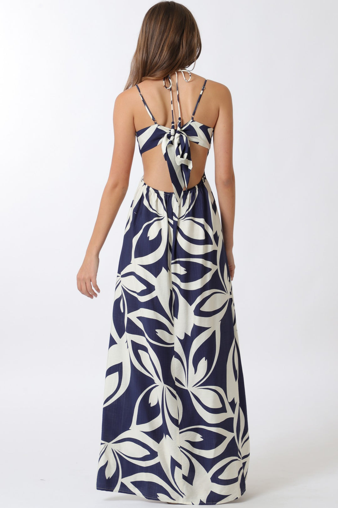 Aakaa Center Front Keyhole Maxi Dress