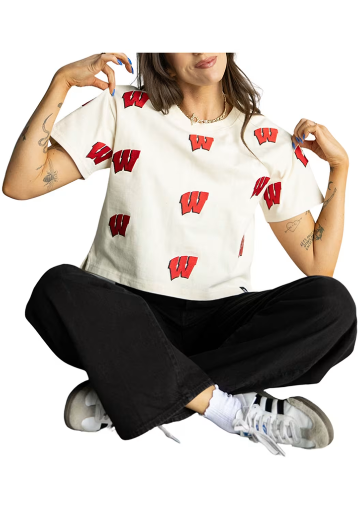 Gameday Social Wisco Logo Tee