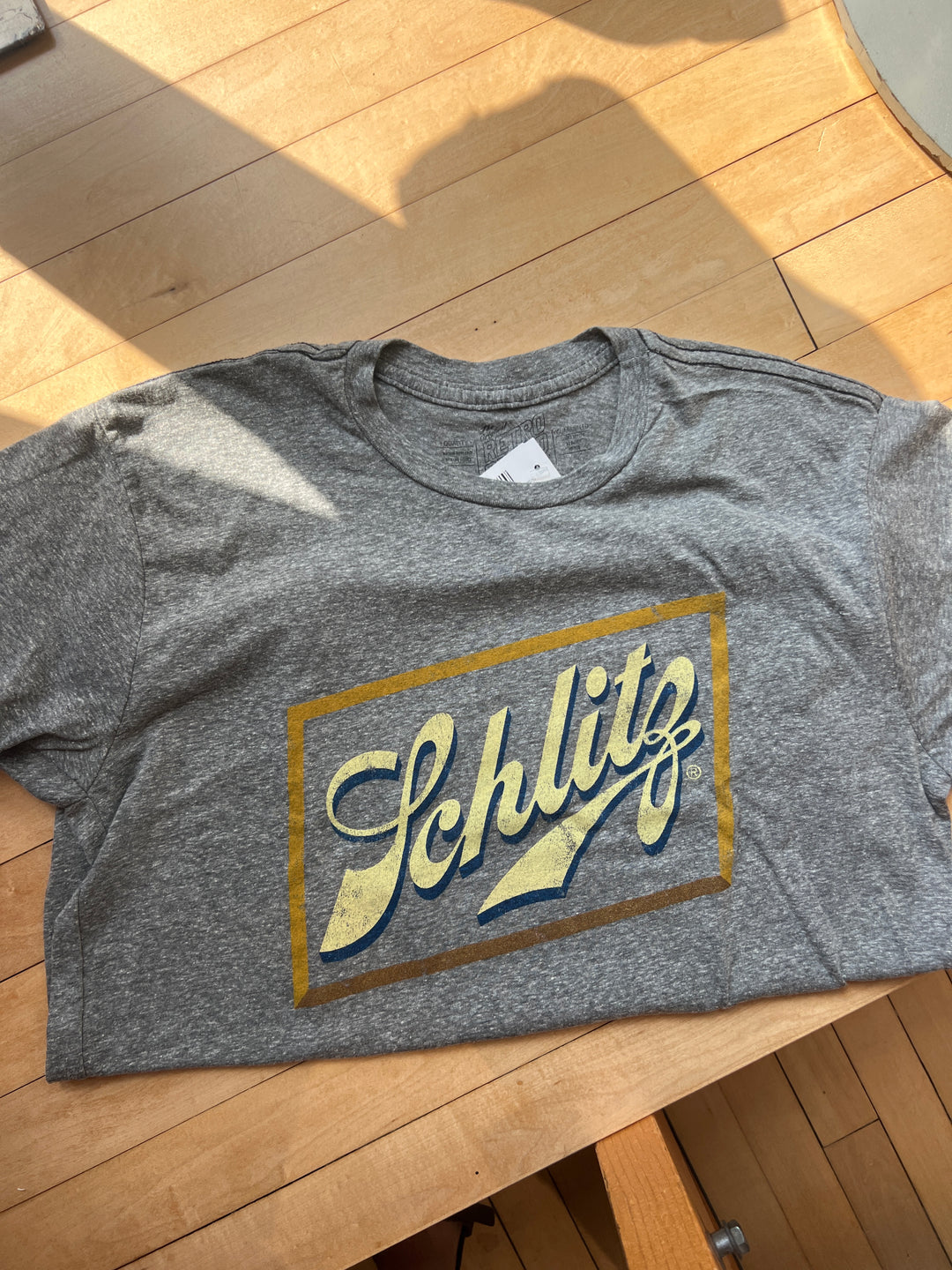 Schlitz-T-Shirt der Retro-Marke