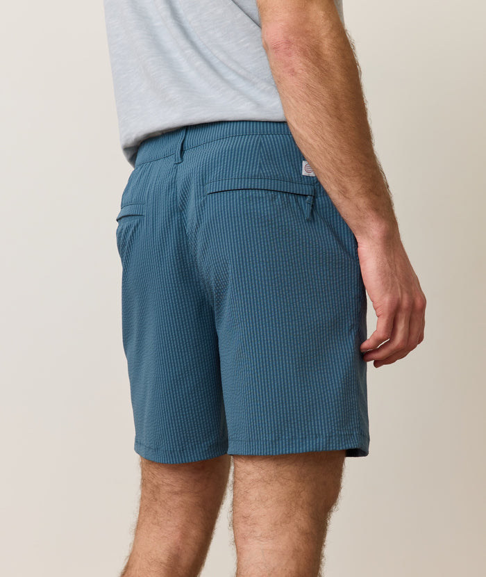 Marine Layer Hybrid Short 7"