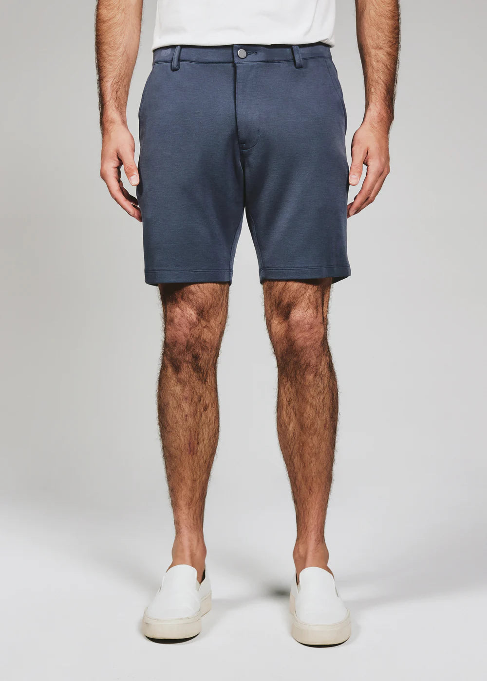 7 Diamonds Modal 8" Short