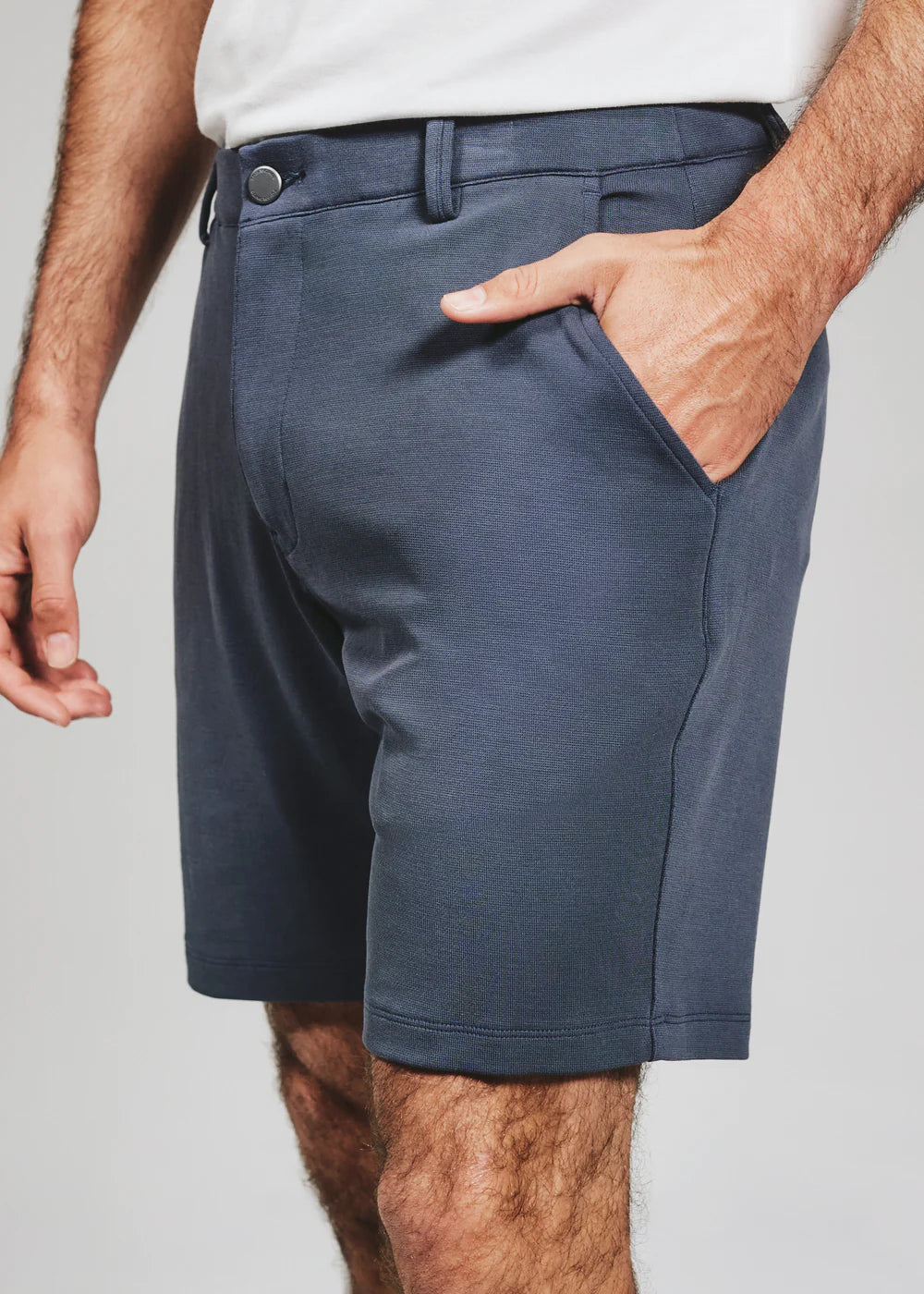 7 Diamonds Modal 8" Short