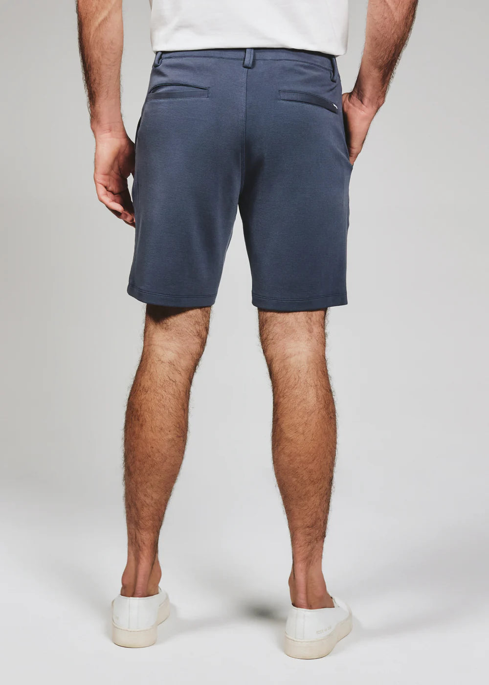 7 Diamonds Modal 8" Short
