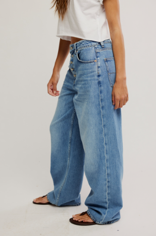 Free People Nia Boyfriend Jean