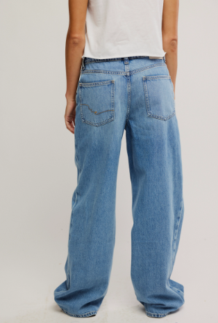 Free People Nia Boyfriend Jean