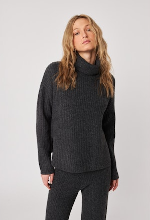 John & Jenn Jett Sweater