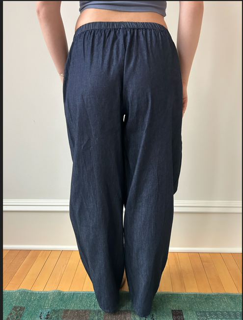 Loucia Elastic Waistband Chambray Barrel Pants