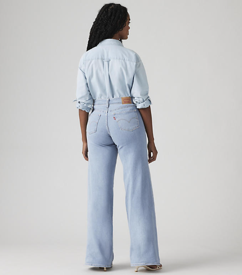 Levis 318 Shaping Wide Leg Jean