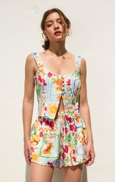 Dress Forum Sleeveless Button Front Tank