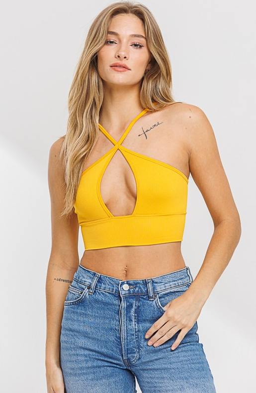 Better Be Seamless Front Cross Crop Top