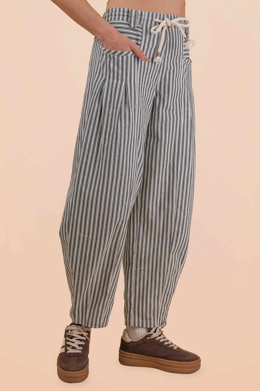 Vey J Striped Barrel Denim Pants
