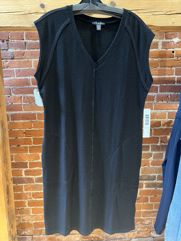 Tribal Short Sleeve V-Neck Dress