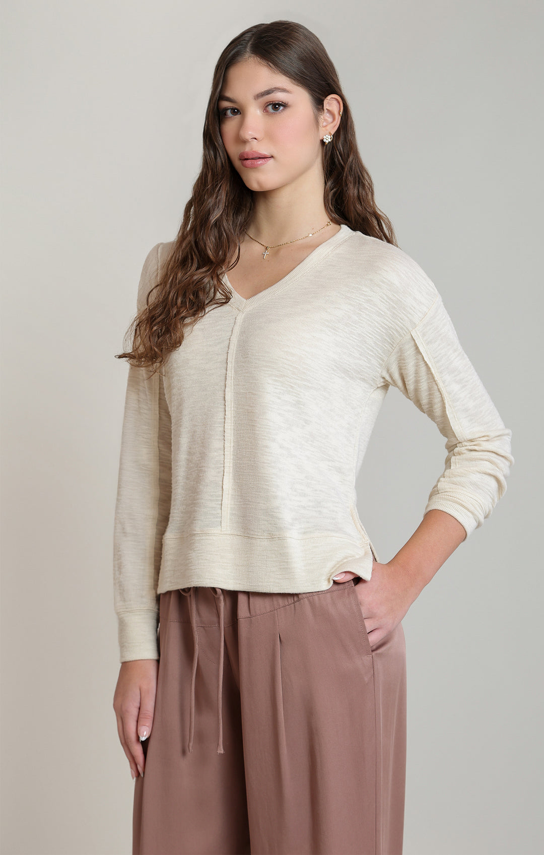 Dex V-Neck Knit Top