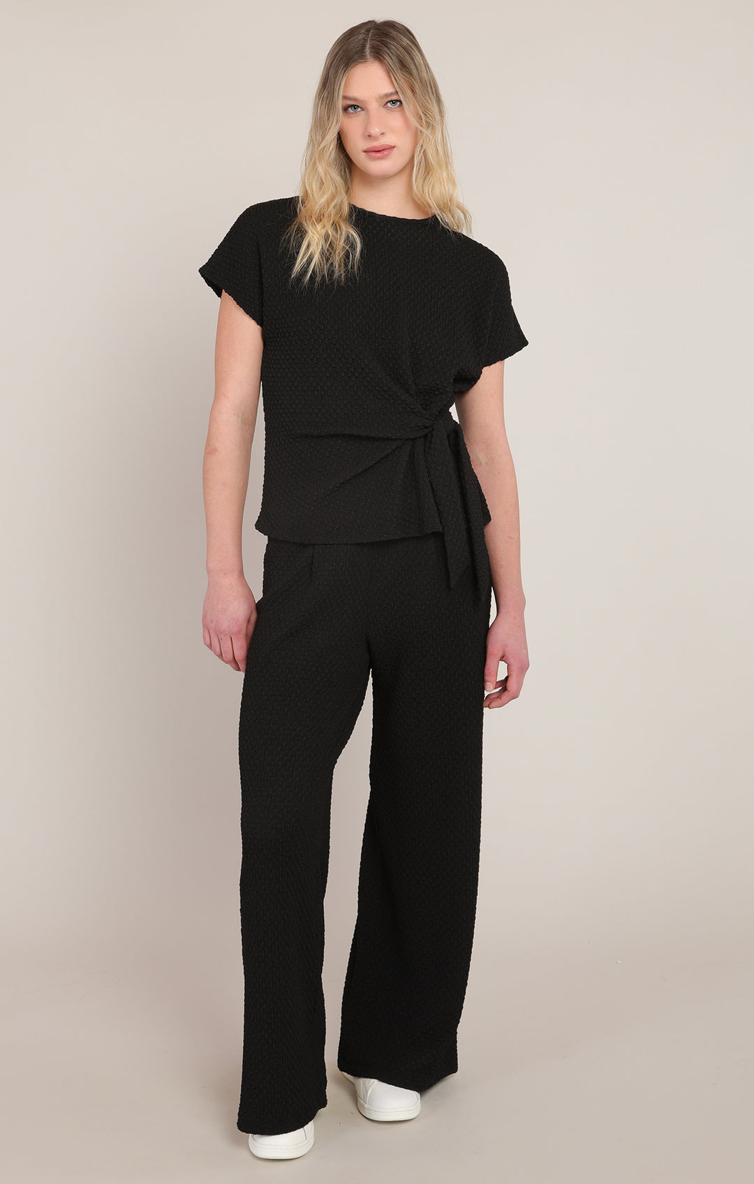Room34 Textured Knot Top