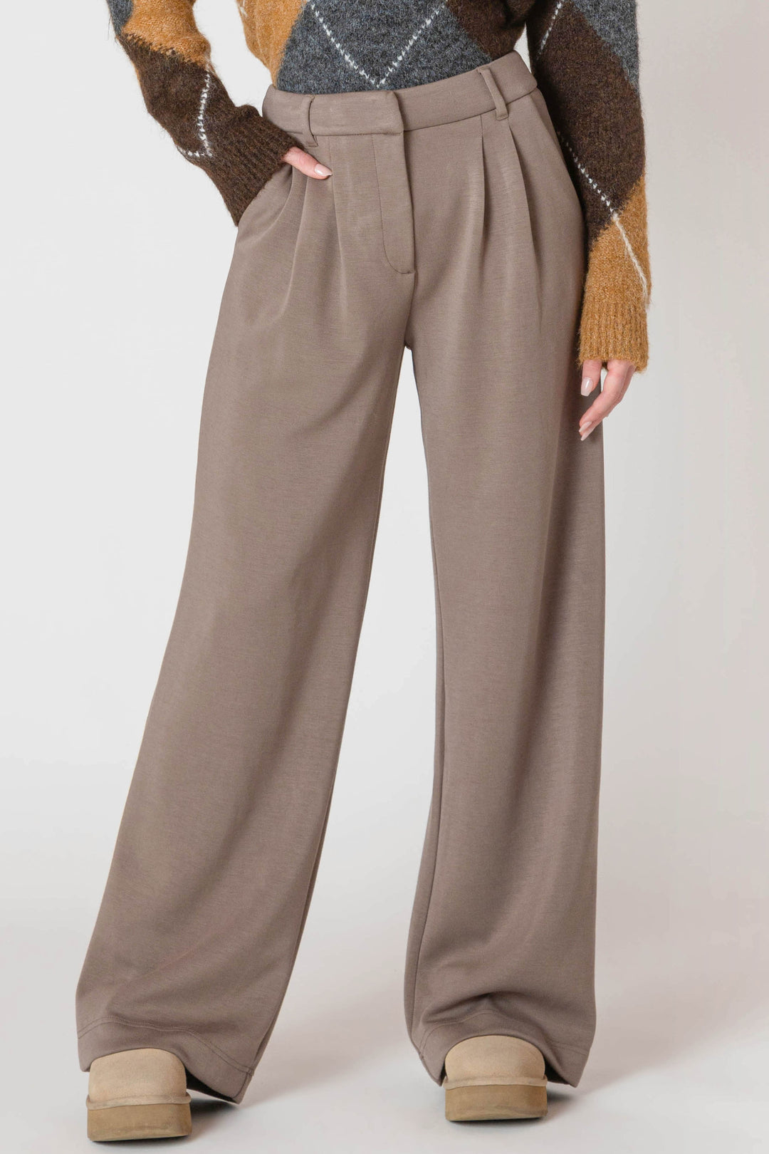 Room 34 Wide Leg Knit Trouser