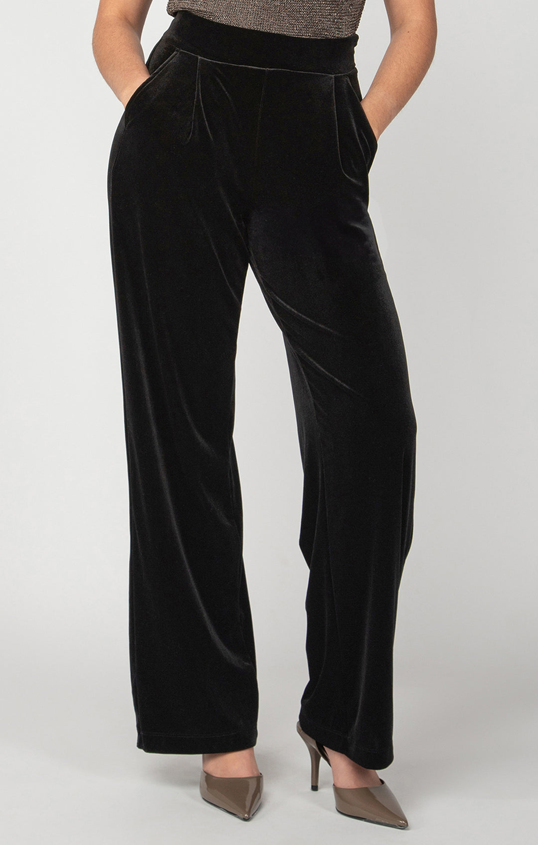 Dex Wide Leg Velour Pant