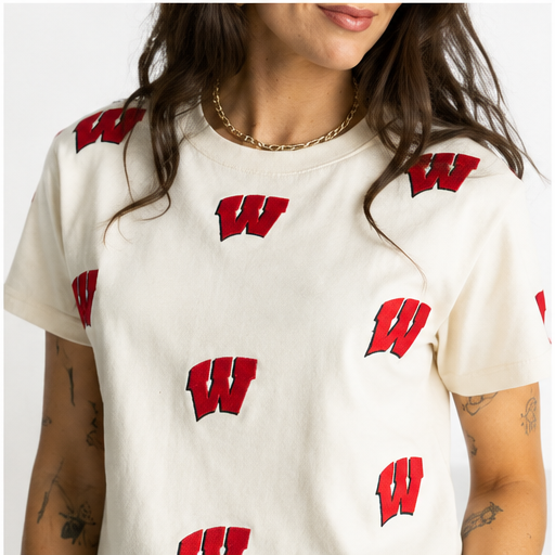 Gameday Social Wisco Logo Tee